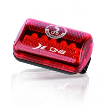 LAMPA TYŁ DEONE 5 LED HL-DE034